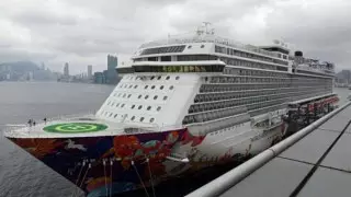 Индонезийцев заперли на необитаемом острове из-за коронавируса