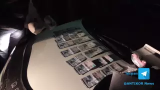 Полицейского начальника сняли на видео антикоррупционщики Алматы