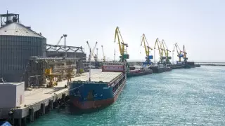 Казахстан приостановил обслуживание судов из Азербайджана и Ирана