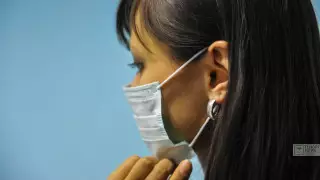 Казахстанцам могут не продать больше 10 масок в одни руки