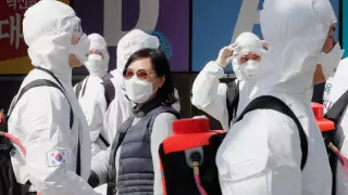 Названы 70 стран, в которые не рекомендуют ехать казахстанцам