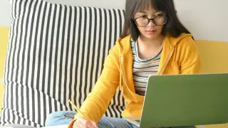 Казахстанские студенты перейдут на онлайн-обучение с 16 марта