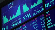 Американская биржа закрылась невиданным за 30 лет обвалом