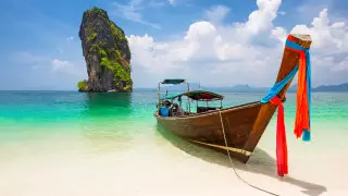 На какой срок казахстанцам ужесточили условия въезда в Таиланд