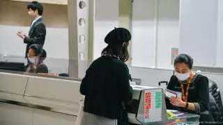 Прилетевшая из Италии казахстанка раскритиковала процедуру проверки на коронавирус