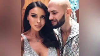 "Я должна помочь папе своих детей". Оксана Самойлова прокомментировала слухи о разводе