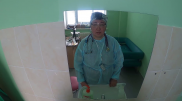 Врач сняла на видео день работы с казахстанцами на карантине