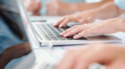 Сохраняется ли зарплата при удаленной работе в Казахстане