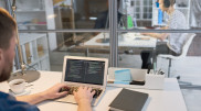 Токаев рекомендовал перевести казахстанцев на удаленную работу
