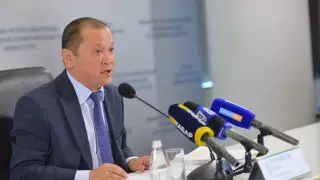 Карантин: министр ата-аналарды еңбек демалысына жіберуді сұрады
