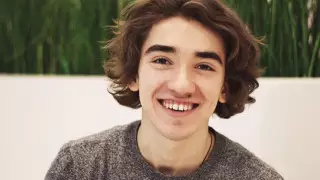 Алматинский певец не может вернуться из Москвы домой