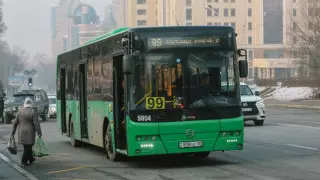 О работе метро и автобусов в карантин рассказали власти Алматы