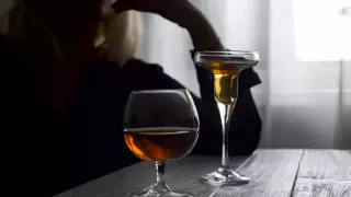 Нетрезвая женщина соврала, что в Таиланде контактировала с уханьцами