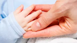 Сколько детей родилось в первый день карантина в Нур-Султане и Алматы