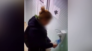 Флакон антисептика украла женщина в медучреждении Семея
