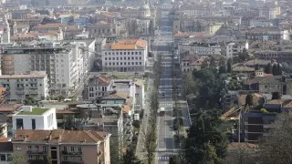 "Конвой смерти". В Сеть попали зловещие кадры из итальянского города