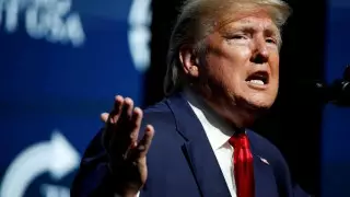 Рецессия страшнее: Трамп попросил американцев выйти на работу