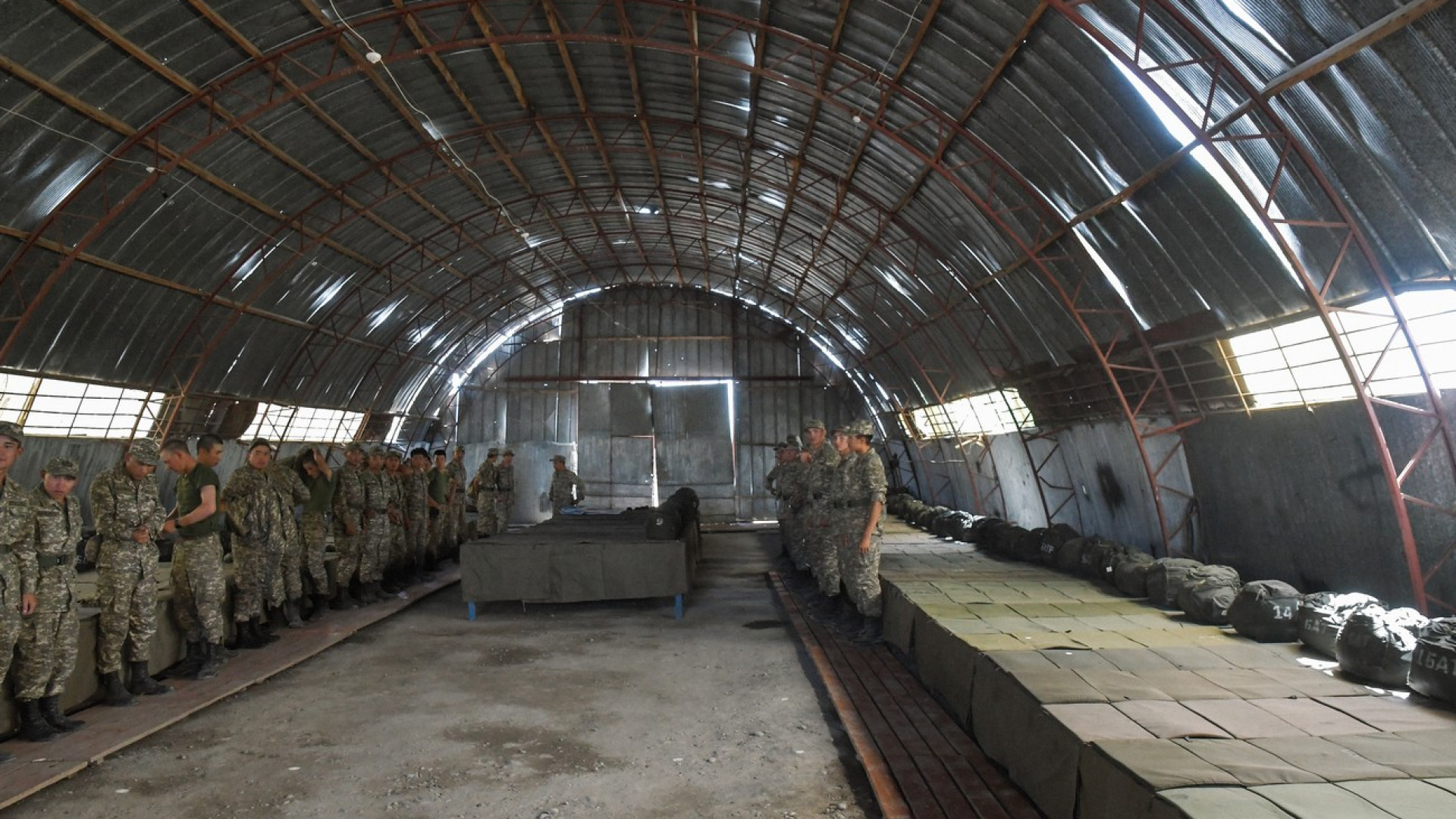 Военный склад фото