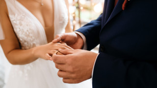 Почти 1500 алматинских пар могут пожениться в марте, несмотря на карантин