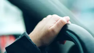 Жительницу Павлодара могут лишить родительских прав за езду в нетрезвом виде