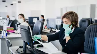 Соцпомощь в размере 42,5 тысячи тенге начали выплачивать в Нур-Султане