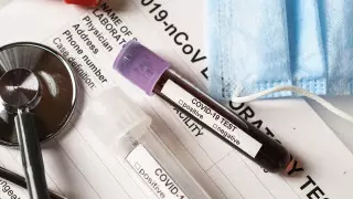 У членов семьи умершего астанчанина диагностировали коронавирус