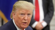 Больницы станут "зоной военных действий" - Трамп