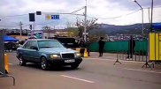 Проезд автомобилей через блокпост Алматы объяснили в полиции