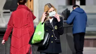 Более тысячи случаев коронавируса зарегистрировали в России за сутки