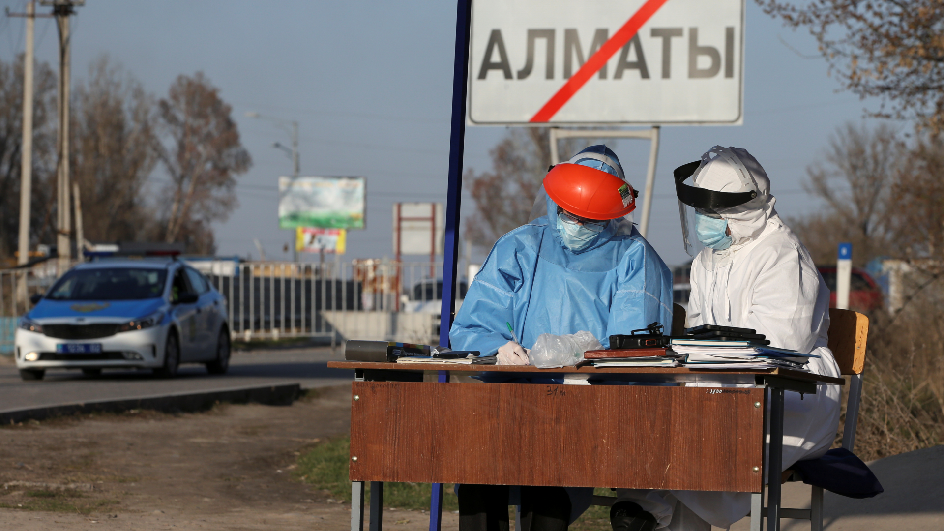 Вели карантин. Казахстан карантин. Астана на 2020 карантин. Карантин в городе. Карантинный флаг.