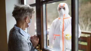 34 человека заразились, 2 умерли в доме престарелых Акмолинской области