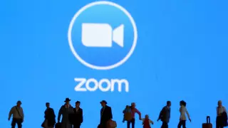 Google и сенат США внесли Zoom в черный список