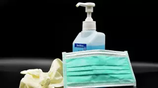 Возможный пик эпидемии COVID-19 в мире назвал врач из Китая