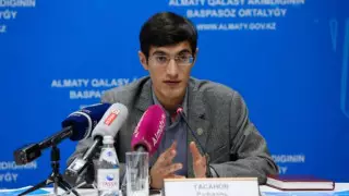 Прием заявок на пособие через ЦОНы увеличил бы количество зараженных – эксперт