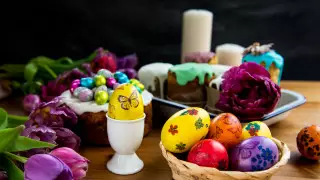 Онлайн-трансляцию пасхальной службы из собора Алматы покажут на ТВ