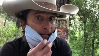 Мэттью МакКонахи примерил образ Бобби Бандито, борющегося с Корона Ви