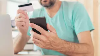 Все заявления на 42 500 тенге перепроверят на законность - Минтруда