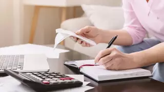 "Случайно получила". Как алматинка вернула 42 500 государству