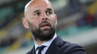 Итальянский футбольный клуб уволил тренера, чтобы сэкономить