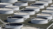 Цена нефти Brent упала ниже 19 долларов впервые с 2002 года