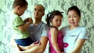 В Уральске полицейские привезли к родителям малышей, оставшихся из-за карантина в селе