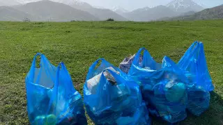 "Звездную поляну" в горах Алматы завалили мусором