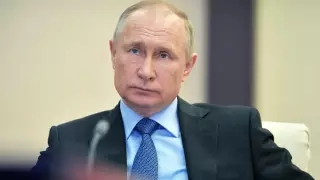 Путин выступил с "большим обращением" и упомянул спартанцев