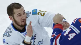 "Нас с другом избила толпа из человек 12-13". Рыспаев - о драках в КХЛ