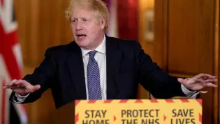 Премьер Британии рассказал, как врачи собирались объявить о его смерти