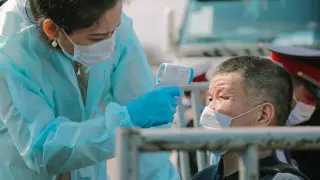 Упростить въезд из области в Алматы пообещал Бекшин