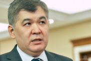 Биртанов поздравил медсестер