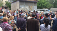 Жители Уральска выступили против строительства торгового центра во дворе дома