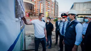 "Подводные лодки всплывать не будут". Аким ознакомился со строительством ливневки в Нур-Султане