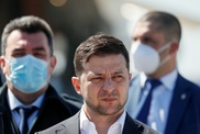 Зеленский продлил запрет на VK и "Одноклассники"